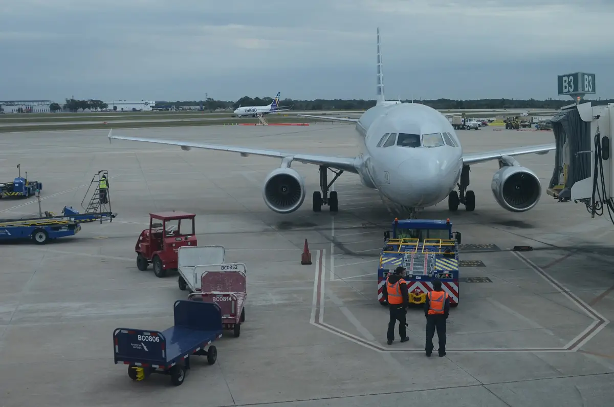 Passenger jet at the gate of Sarasota-Bradenton International Airport